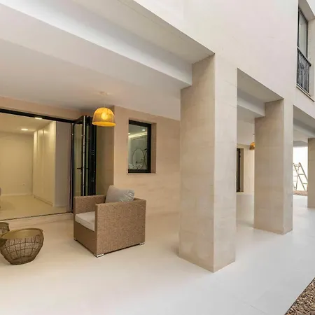 Вилла Orion Luxury Ocean View *