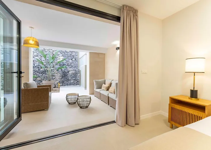 Orion Luxury Ocean View فيلة أذيخي