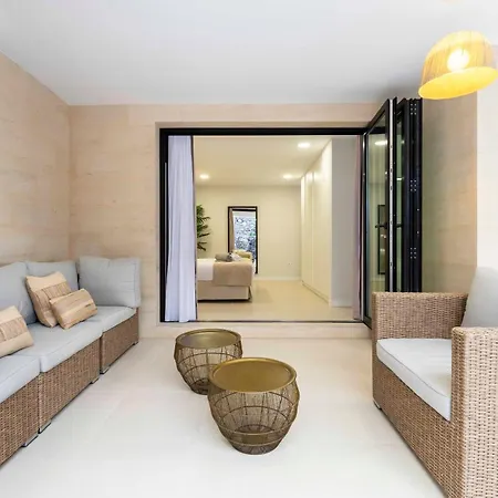 Orion Luxury Ocean View Вилла *