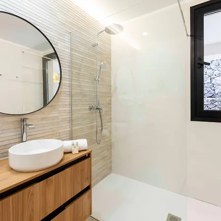 Orion Luxury Ocean View Адехе