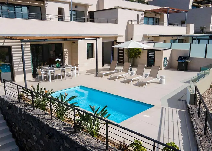 Orion Luxury Ocean View 阿德耶